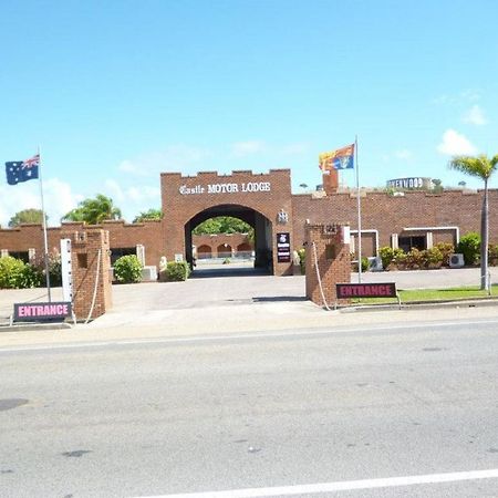 Castle Motor Lodge Bowen Extérieur photo